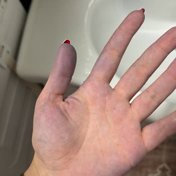 Adidas Ayakkabı Boyası Akıyor!