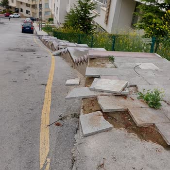Çankaya Belediyesi Çankaya Merdivenlerinin Rezil Durumu