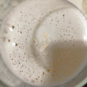 Tuborg Blanc 1664 Burada Yabancı Madde