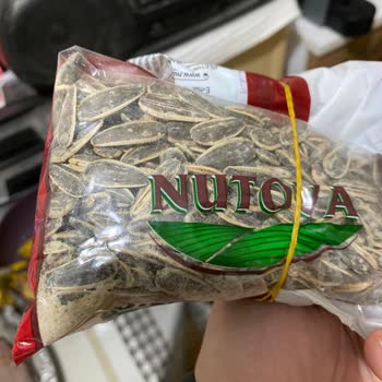Nutova Ayçekirdeği İşini Bırakın.
