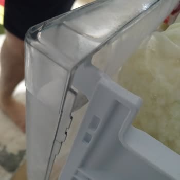 Arçelik Derin Dondurucu Dayanıksız Çekmeceleri