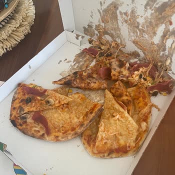 Yemeksepeti Pizza Siparişimde Yaşadığım Sorun Ve İlgisizlik