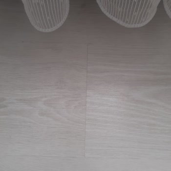 Floorpan Parkelerin Bütün Birleşim Yerlerinin Kalkması Kalitesizliği