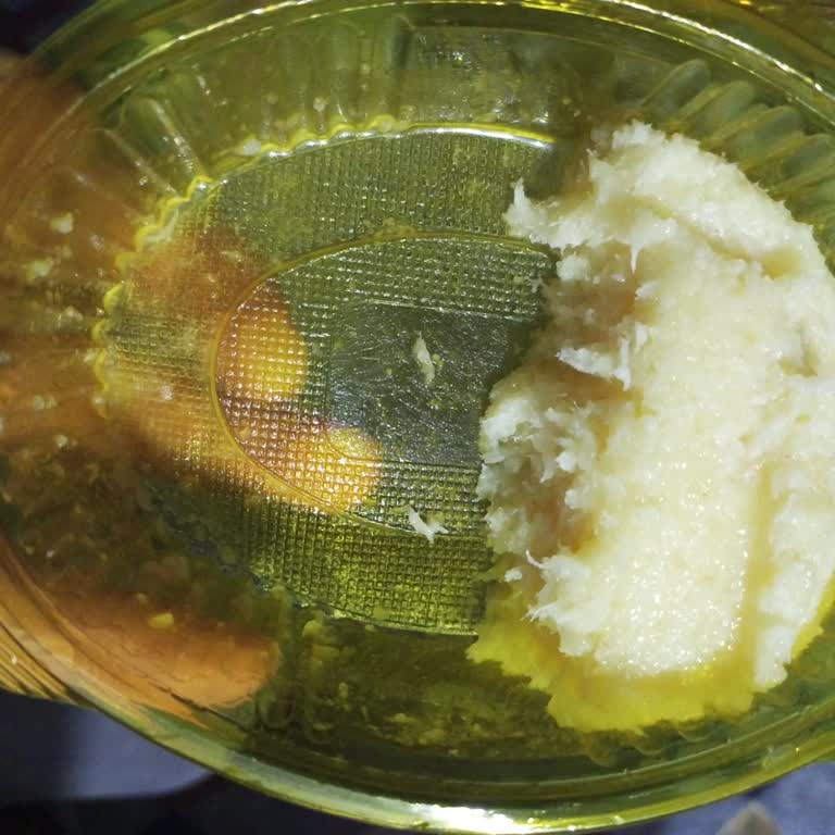 Peysan Peynir Helvası Plastik Kokuyor