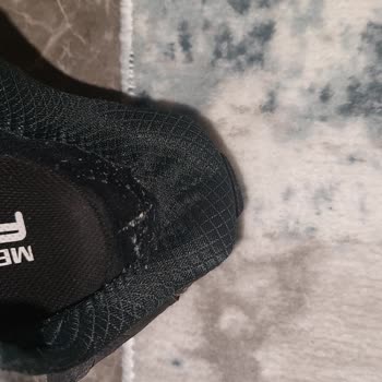 Merrell Ürünlerine Sahip Çıkmayıp Bizleri Mağdur Ediyor