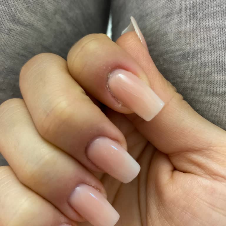 Natural Nail House Protez Tırnak Mağduru