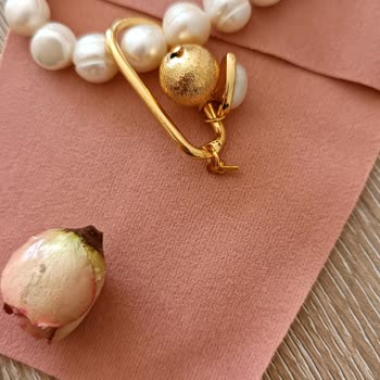 Pearl & Rose Jewelry Kargodan Kopmuş Şekilde Çıkan Kolye Ucu