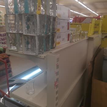 Şok Marketler Paranın Can Güvenliğinden Önde Olması