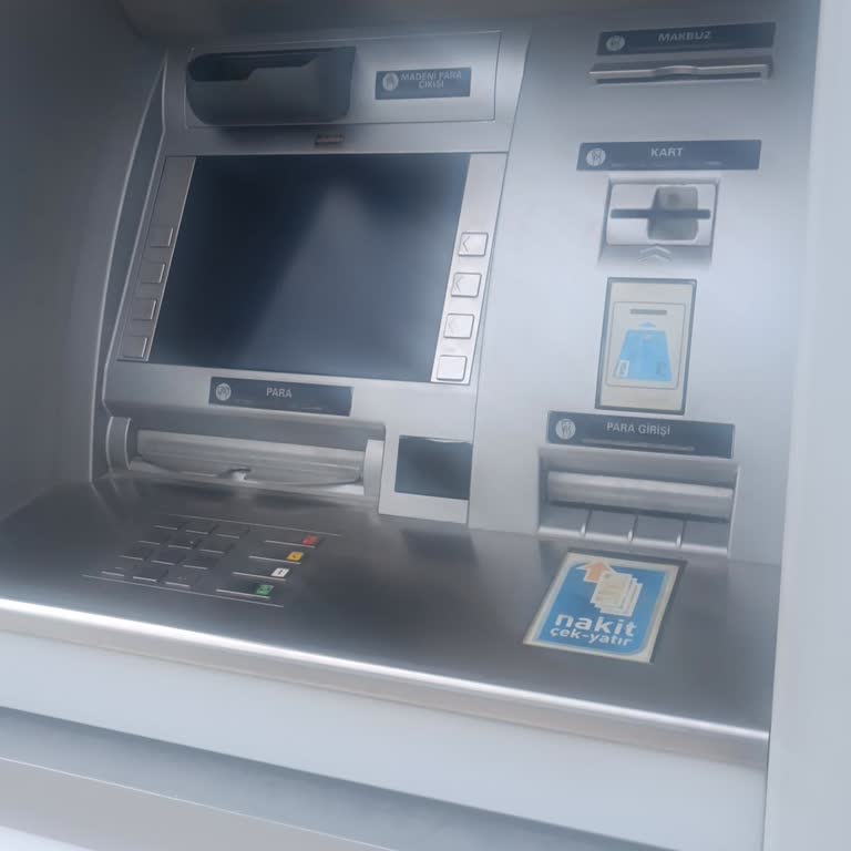 Halkbank ATM Paramı Yuttu
