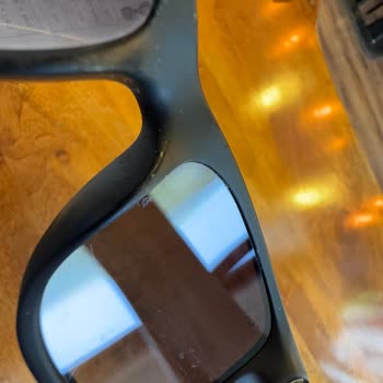 Rayban Justın Modeli Gözlükte Çerçeve Soyulma Sorunu