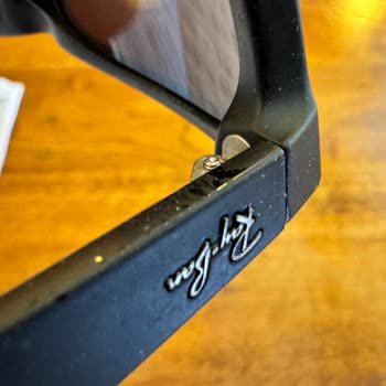 Rayban Justın Modeli Gözlükte Çerçeve Soyulma Sorunu