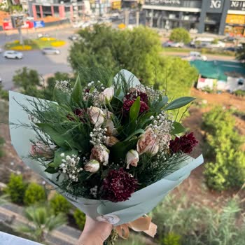 İstanbul Çiçekleri Mağduriyetimi Giderin Lütfen