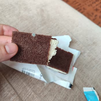 Kinder Küflenmiş Süt Dilimi