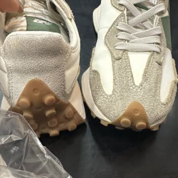 Başak Lostra Mall Of İstanbul Hakaretler Duydum Ve Ayakkabım Rezil