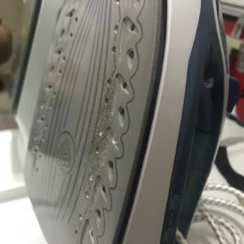 Schafer Ütüyü Tamir Etmeyip Yapıldı Diye Gönderen Servis İle Firmayı Şikayet