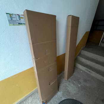Horoz Lojistik Eksik Ürün Ve Gelen Ürünü Apartman Kapısına Bırakma