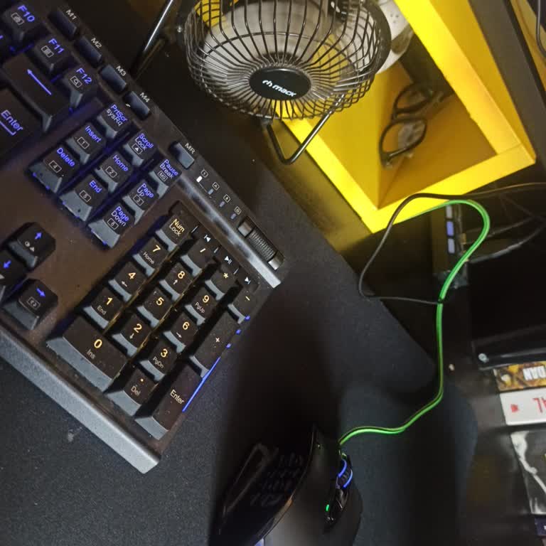 Monster Mouse Ada Fan Lazım :)