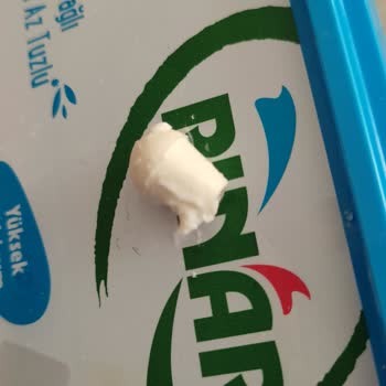 Pınar Et ve Süt Peynirin İçinden Plastik Parça Çıktı