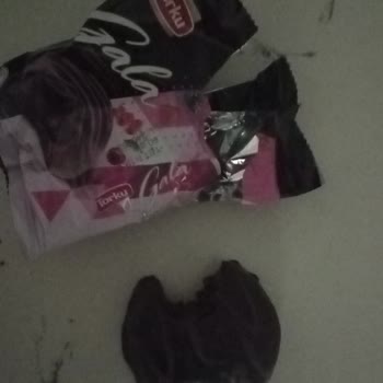 Torku Gala Kek Isırılmış