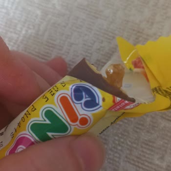 Cino Çikolata İçinden Plastik Gibi Bisi Çıktı