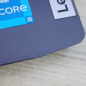 Lenovo Bilgisayar Ekran Ve Kasa Hasar Sorunu