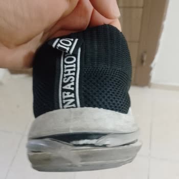 Aliexpress Ayakkabı Kendini Bıraktı