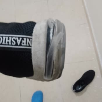 Aliexpress Ayakkabı Kendini Bıraktı