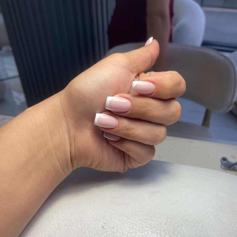 Asena Kızılarslan Beauty Muratpaşa Şubesinde Kaliteli Jel Tırnak Hizmeti