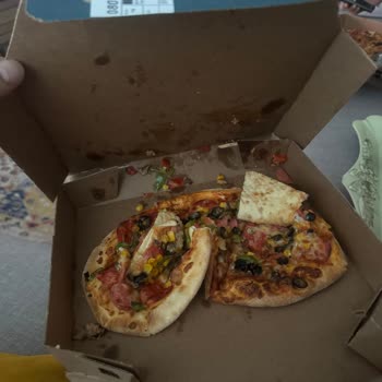 Domino's Pizza Kötü Bir Paket
