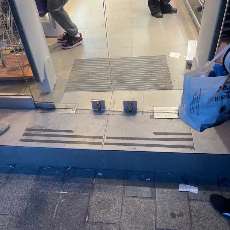 Gratis Müşteri Mağduriyeti Yapılıyor