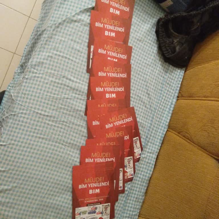 BİM El Kağıtları Çok Fazla Bırakıyorlar