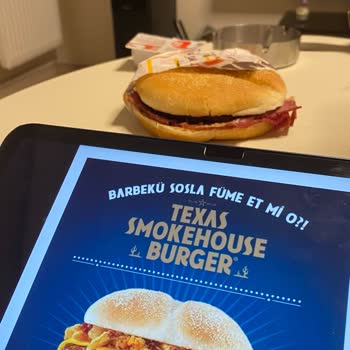 Burger King Ürün Görseli İle Gelen Ürünün Uyuşmazlığı.