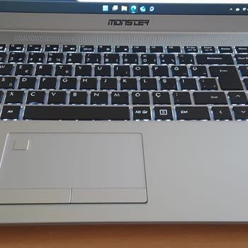 Monster'ın Değiştirdiği Cihazın Sıfır Yerine İkinci El Olması!