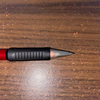 Faber Castel Uçlu Kalem 1 Ayda Paslandı