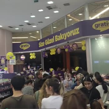 İstanbul Torium AVM Gratis Mağazanın Hali!
