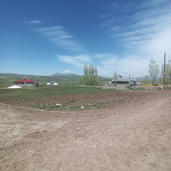 Milli Eğitim Bakanlığı (MEB) Yol Bakım Erzurum Anıtlı Köyü