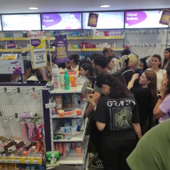 Gratis 5 Saat Sıra Bekleme Ve Sonunda Ürünleri Alamama