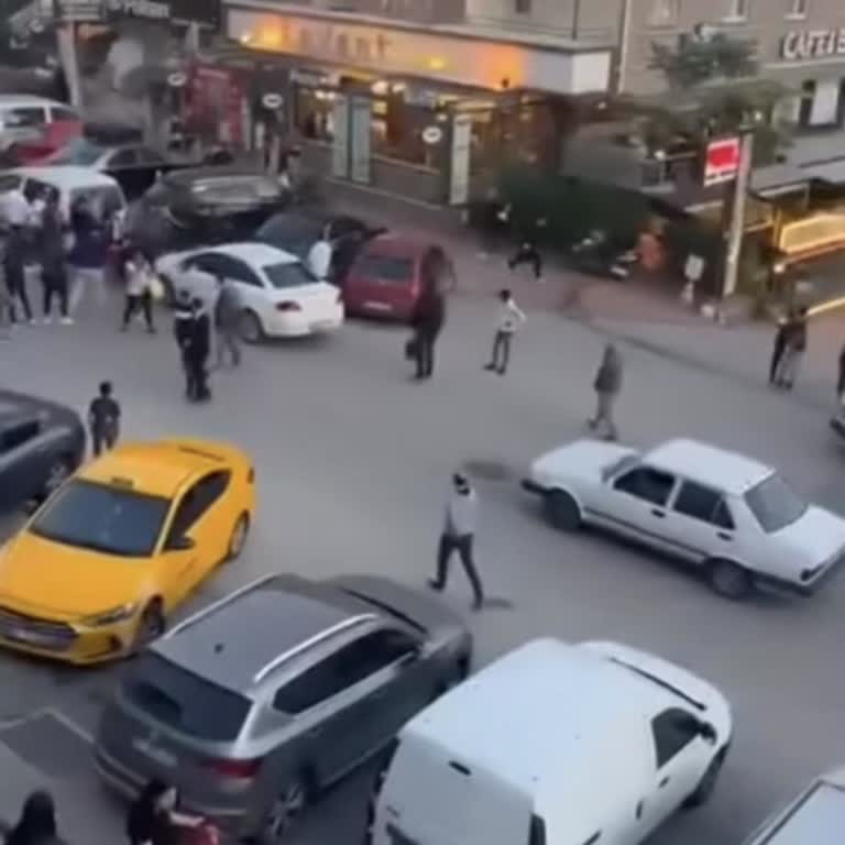 Gratis İndirim İzdihamı Yersiz