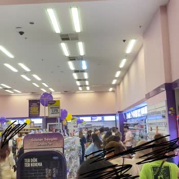 Torium AVM Gratis'te Çalışanların Hizmeti Çok Kötü