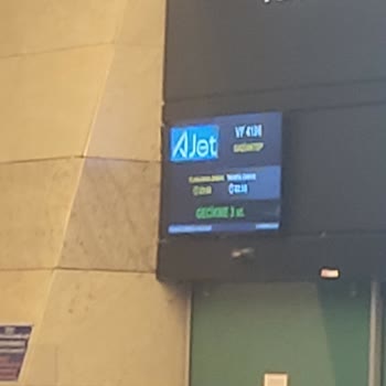 Ajet Firmasının Sürekli Ertelenen Uçuşları Yolcuları Mağdur Ediyor