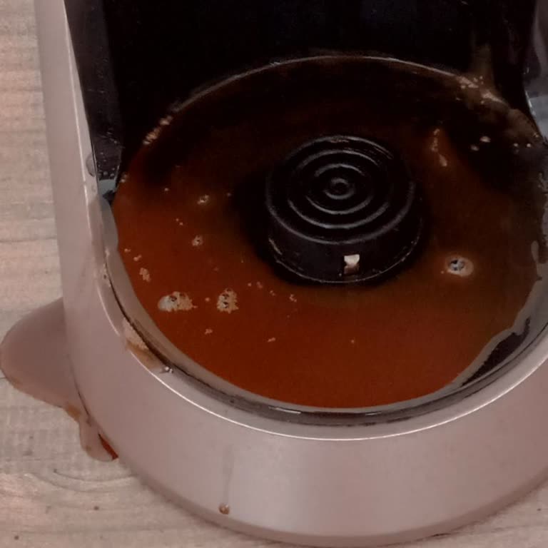 Arnica Küçük Ev Aletleri Kahve Makinesi: Sürekli Arıza Ve Yetersiz Müşteri Hizmeti