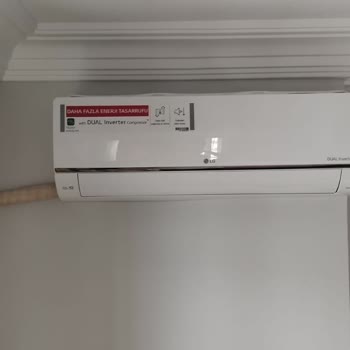 LG Service Technician Mishandles AC Installation, Demands Payment