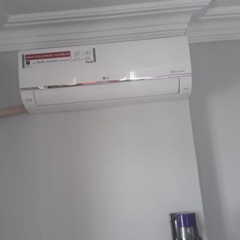 LG Service Technician Mishandles AC Installation, Demands Payment