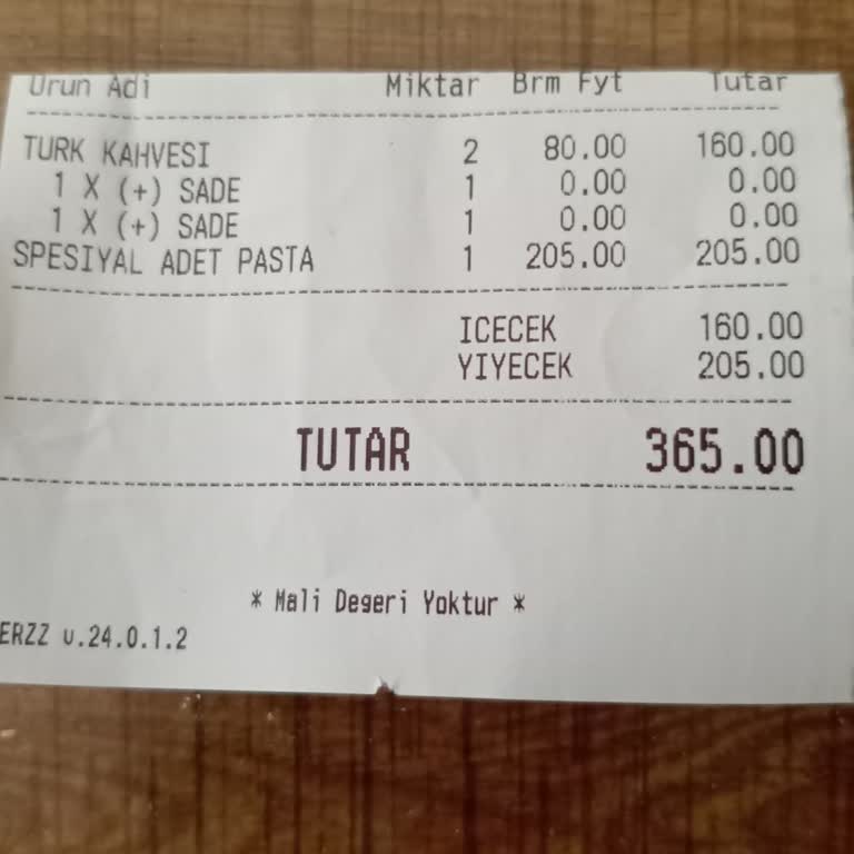 Pavlova Bakery & Cake İlgisiz Saygısız Çalışanlar