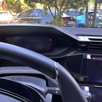 Peugeot 308 Gt Ekran Arızası