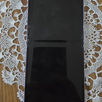 Samsung Z Flip 4 Katlanınca Kapanıyor