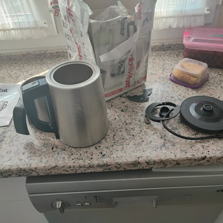 İzmir Optimum Media Markt Tefal Çaycı