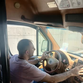 İstanbul Minibüsçüler Odası Sigara İçen Minibüs Şoförü