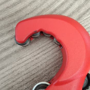 İzeltaş Boru Kesme Makinesi