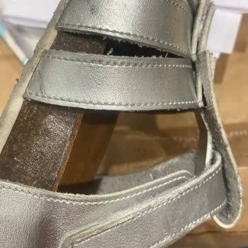 Ayakkabı Dünyası Çocuk Sandalet Hatalı Çıktı